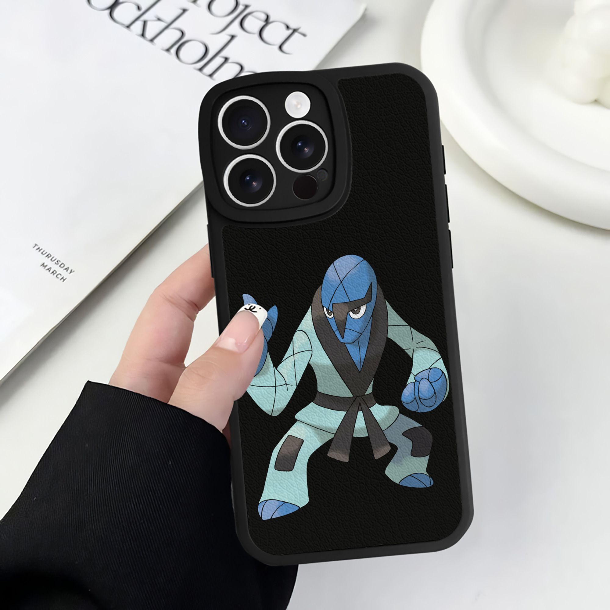 （画像用） ポケットモンスター Pokémon 【iPhone 16シリーズ対応】シリコンスマホケース（レザー調） 材質：シリコン